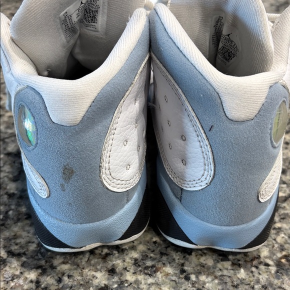Jordan 13s Kids Sneakers in White and Blue - Picture 8 of 16